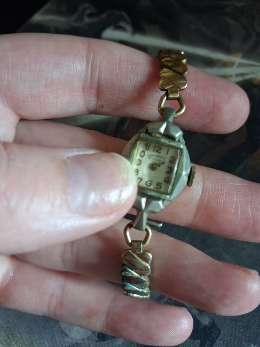 Vintage Windup Continential 17 Jewels women's watch